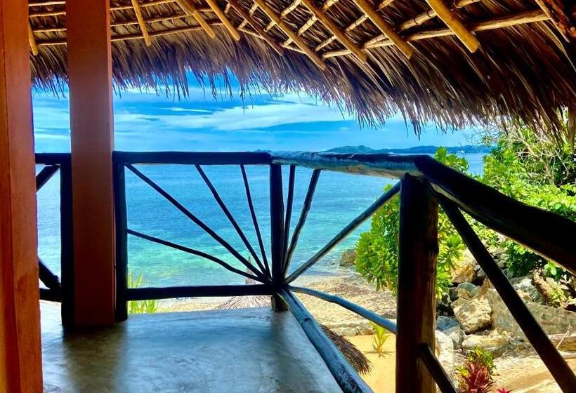 هتل Veronika Resort Nosy Komba