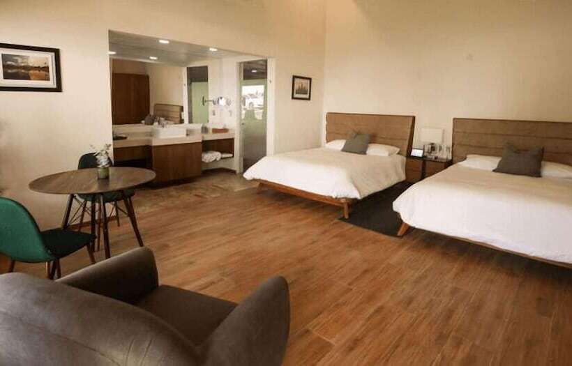 فندق Sublime Valley Resort