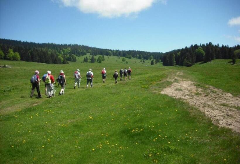 بنسيون Haut Jura