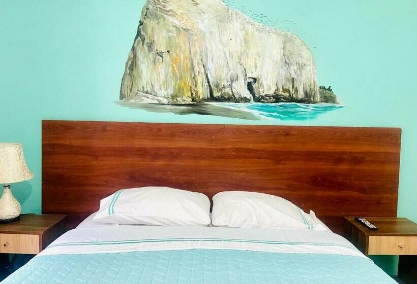 پانسیون Hostal Costa Morena