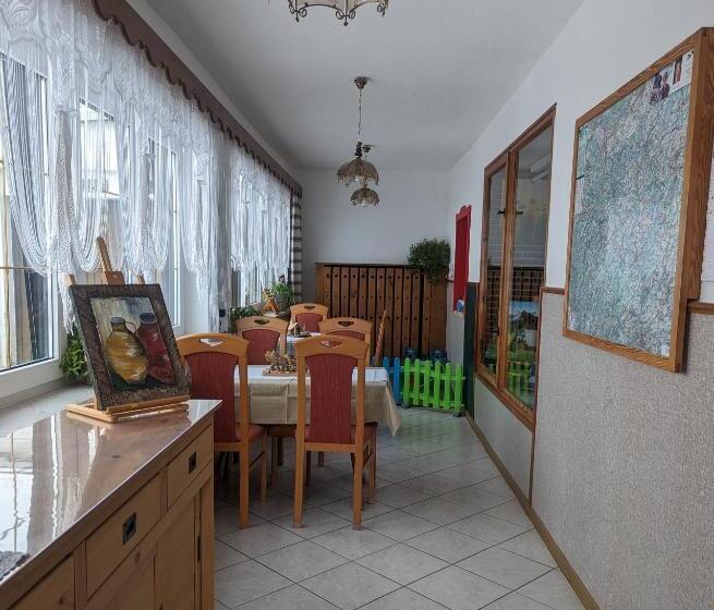 Пансион Landhaus Kühler Morgen, Appartement Mit 140er Futonbett, Teeküche, Bad