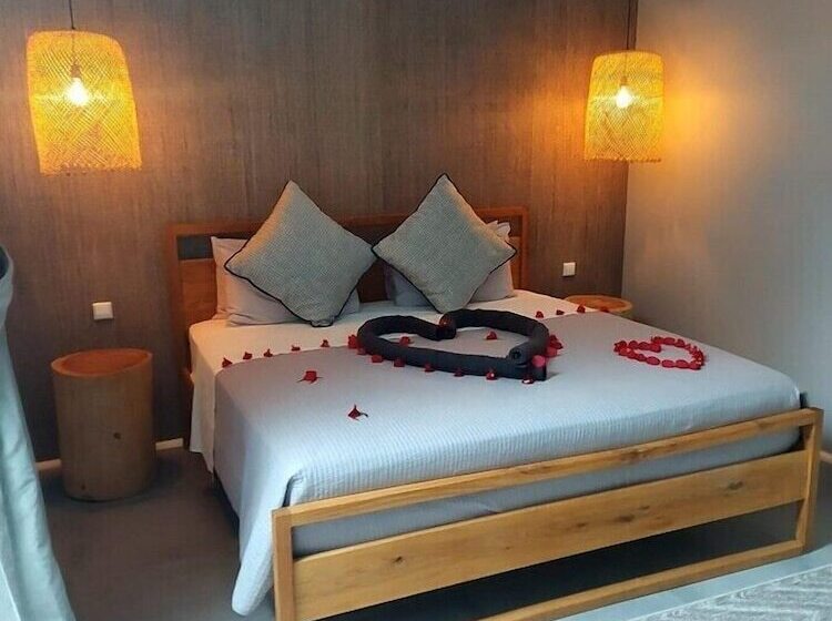 استراحتگاه Mukumbura Lodge Bilene