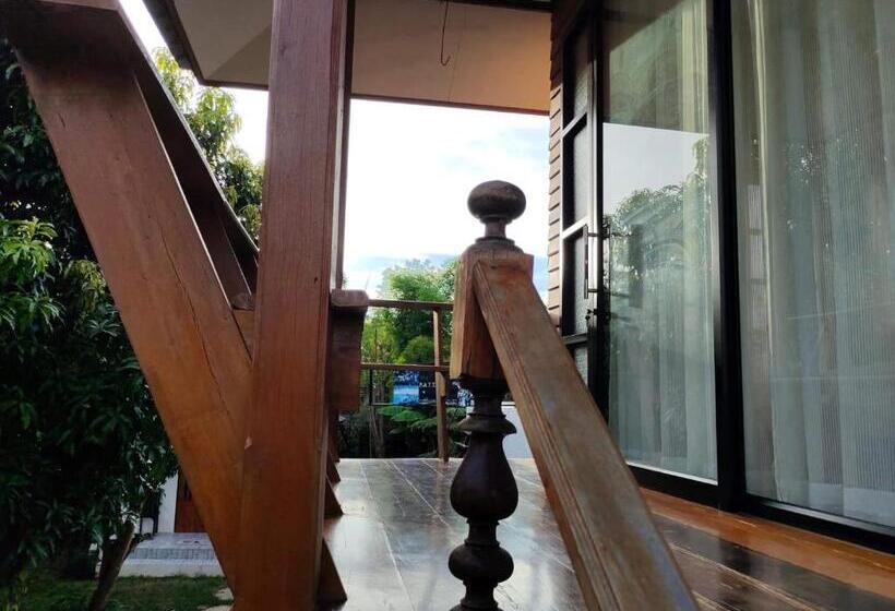 هتل Destiny Home Stay