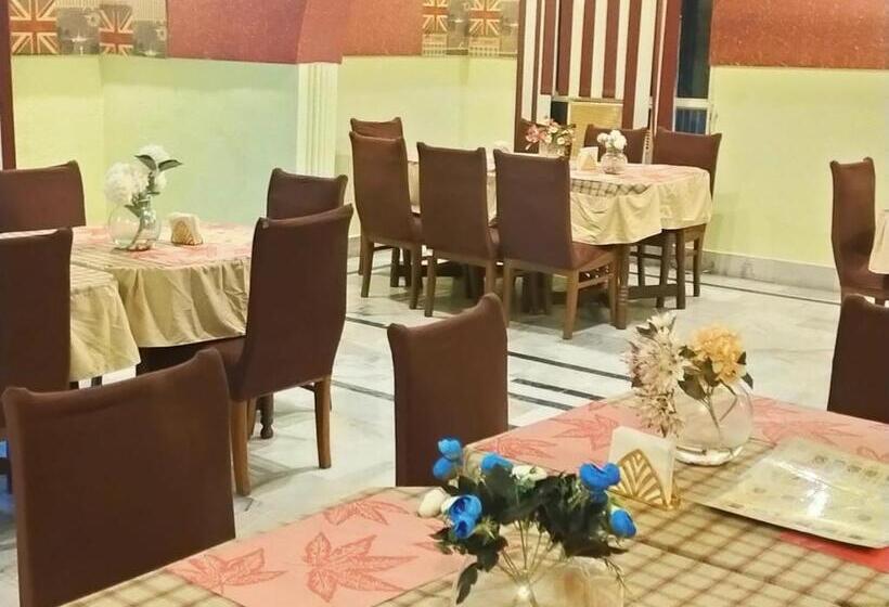 ホテル Ivy, Talwara