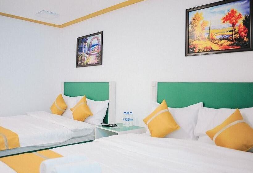 فندق Villa Excellance Beach And Wave Pool Resort