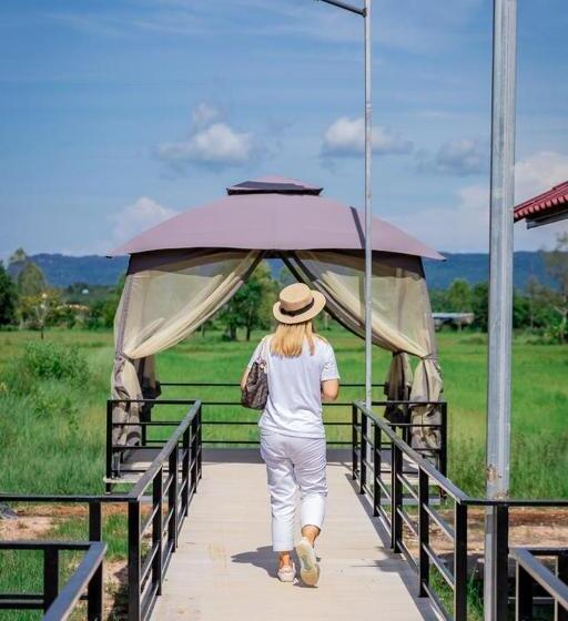 Hr Resort