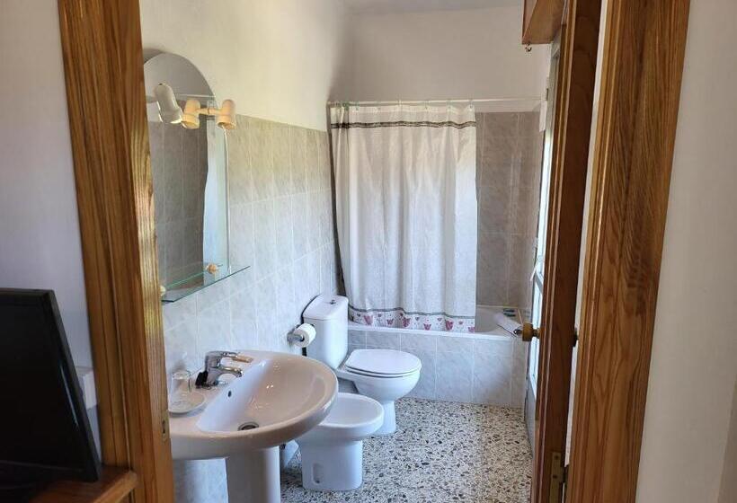 بنسيون Hostal Barcelona