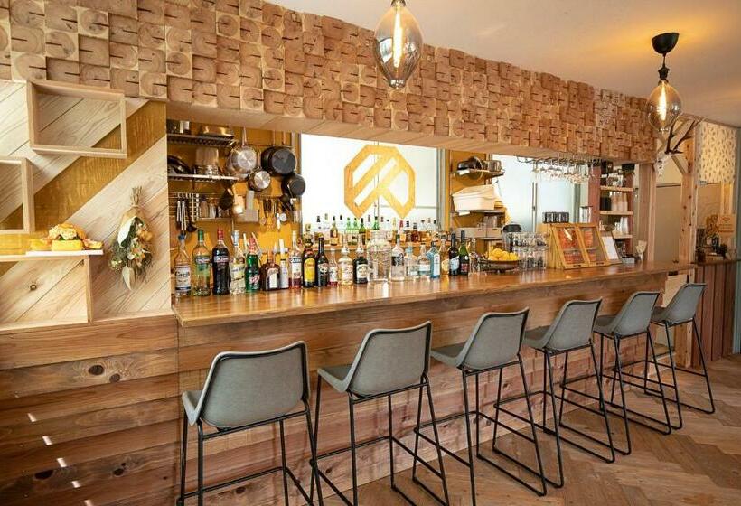 هاستل Guest House Post Inn