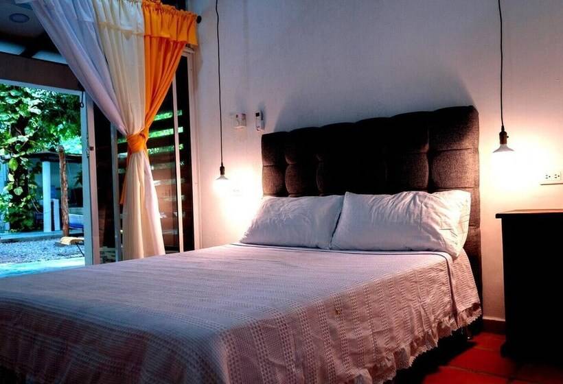 هتل La Casona De Sara