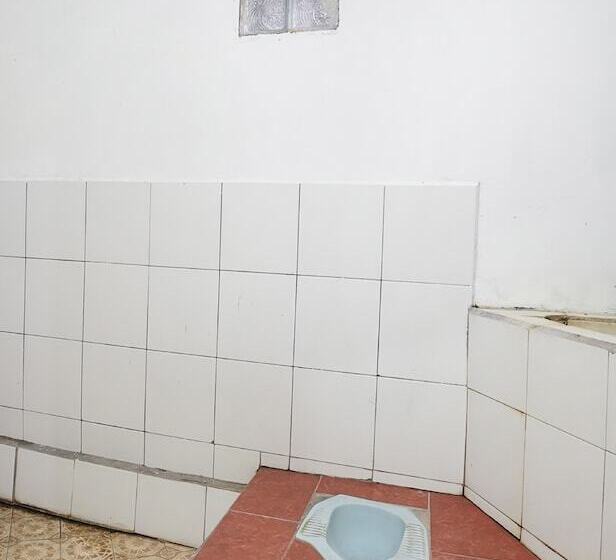 فندق Oyo 90194 Wisma Ria