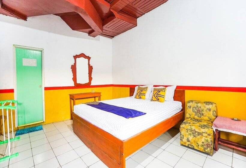 فندق Oyo 90194 Wisma Ria