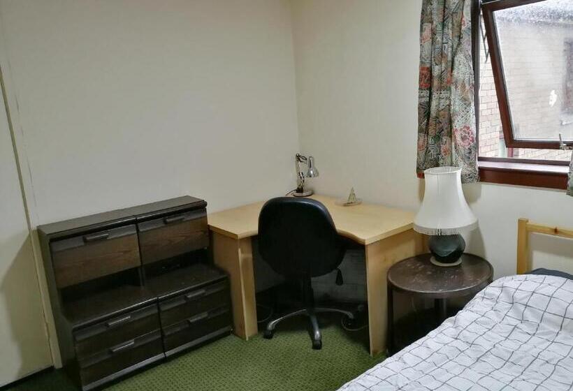 پانسیون Glasgow Millroad Private Room