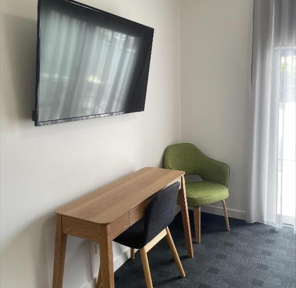 Whittlesea Motel