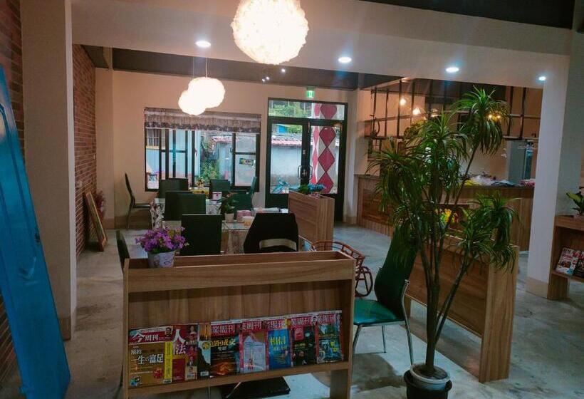 تختخواب و صبحانه 崗好山莊