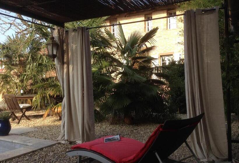 تختخواب و صبحانه Comfort And Fab Views