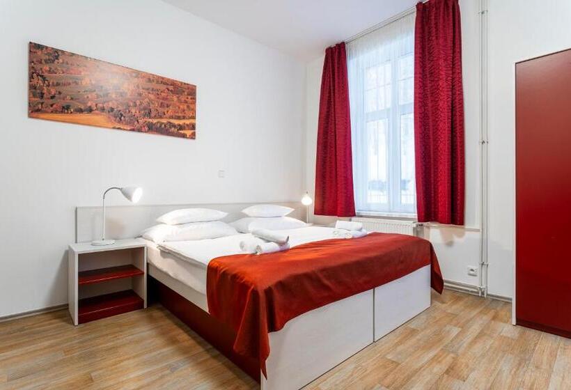 בית מלון כפרי Dagmar