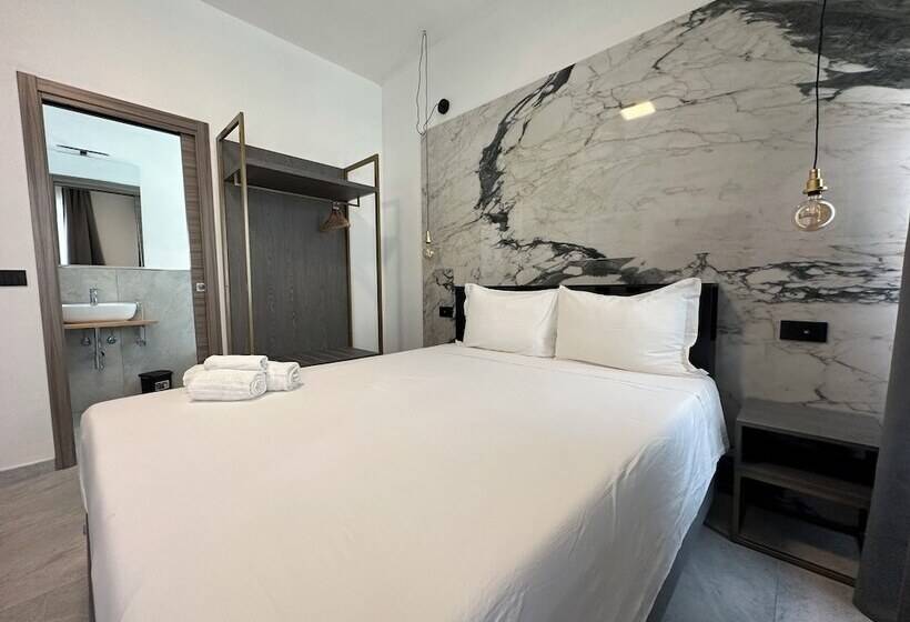 پانسیون Dolmen Guest House