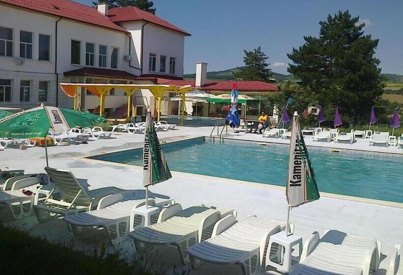 פנסיון Kremena Guest House