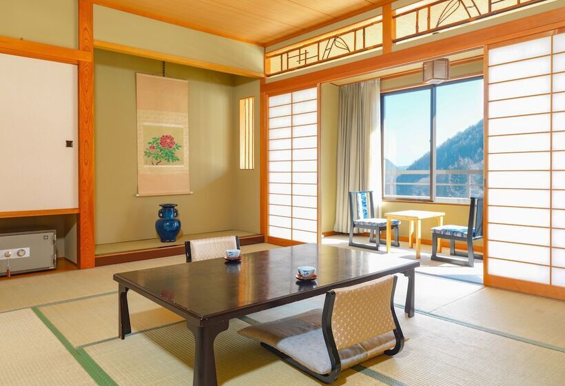 ریوکان Ooedo Onsen Monogatari Kakeyu