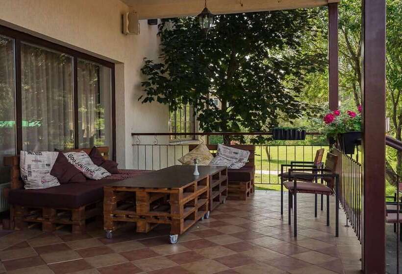 هتل Laguna House