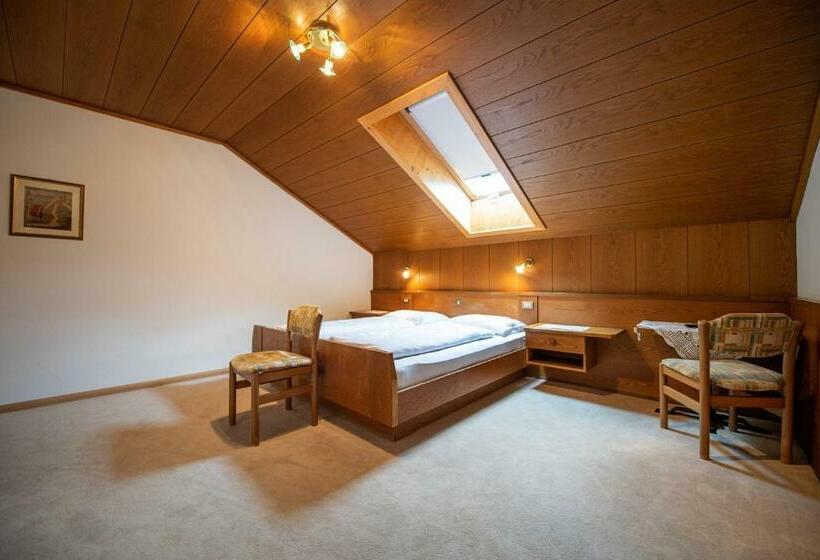 Пансион Apartments Zilli