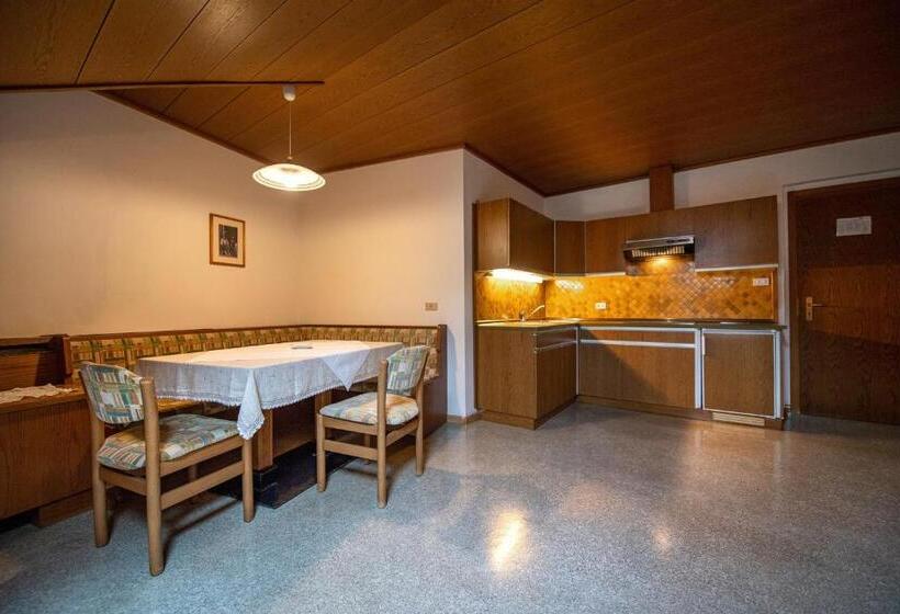 Пансион Apartments Zilli