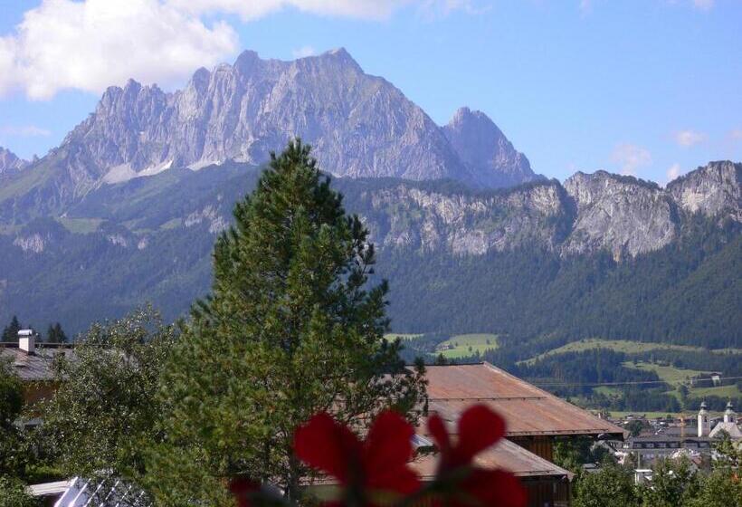 پانسیون Landhaus Almdorf