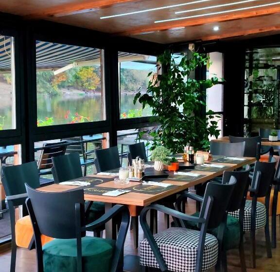 هتل Cruiser Restoran