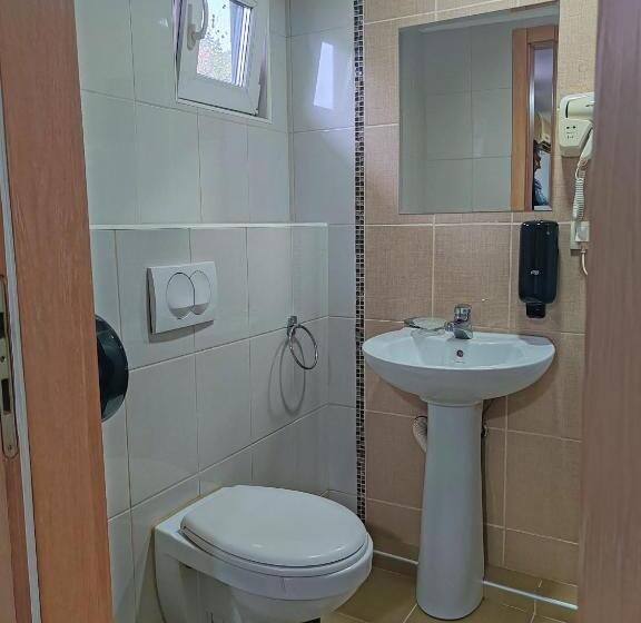 هتل Cruiser Restoran