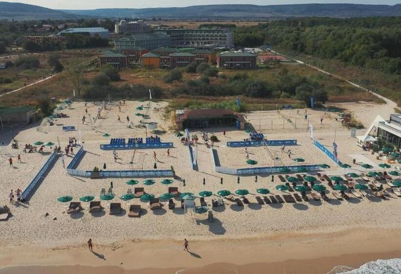 هتل Therma Camp And Pool In Therma Village   Free Parking & Free Beach
