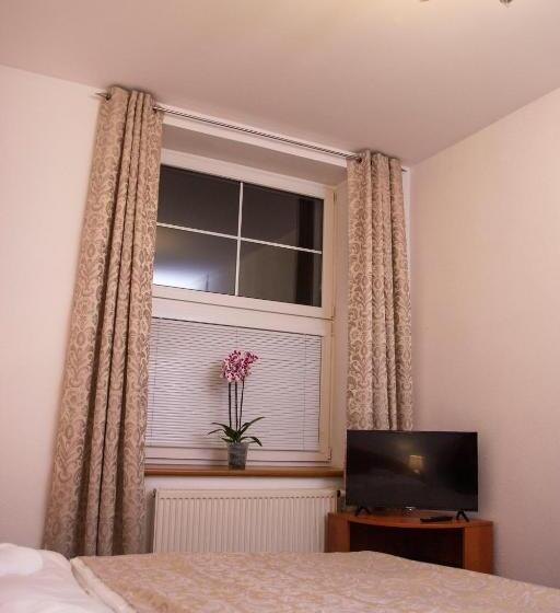 پانسیون Penzion Axa