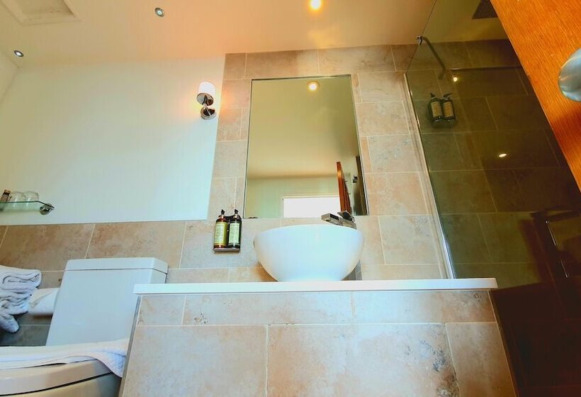 Fotos del hotel A Room With A View:  8