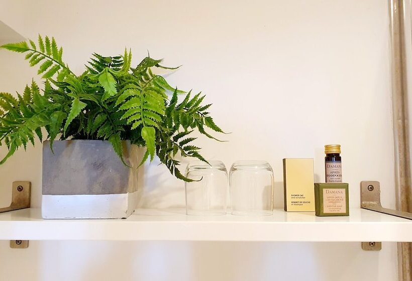 Fotos del hotel A Room With A View:  18