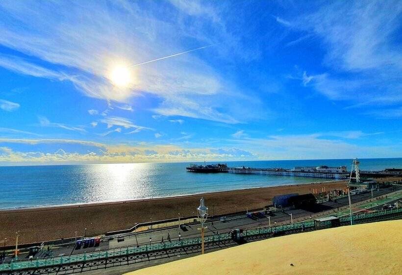 Fotos del hotel A Room With A View:  23