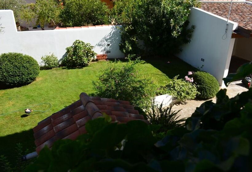 هتل B&b Oliena