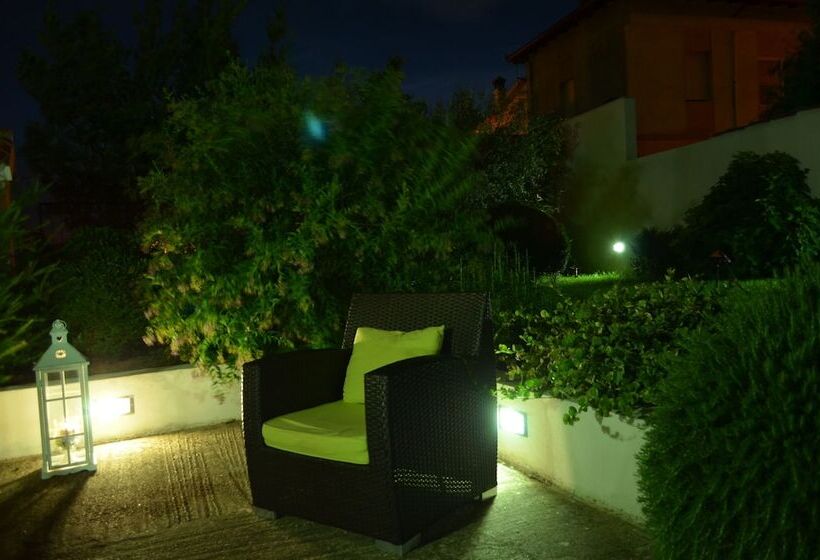 هتل B&b Oliena