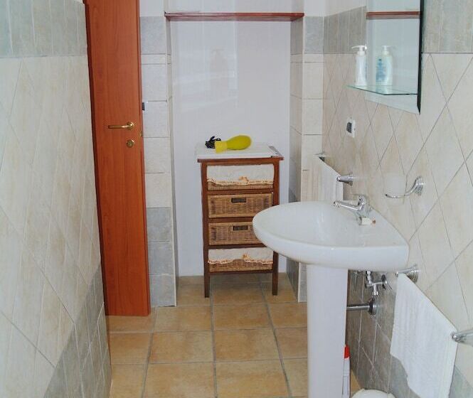 هتل B&b Oliena