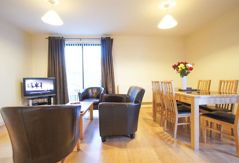 Crompton Court Apartments