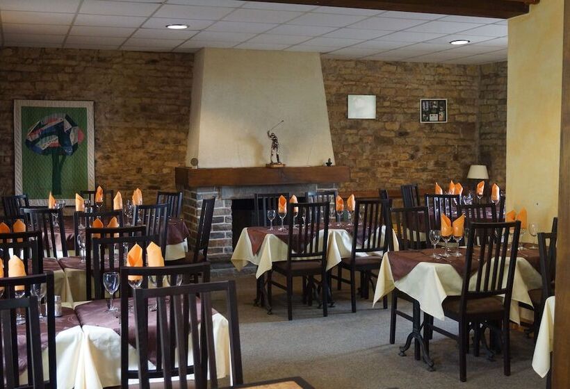 Отель Du Golf De Clécy