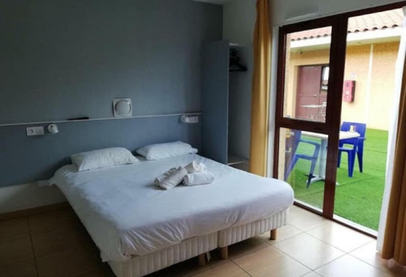 هتل Hôtel Acajou