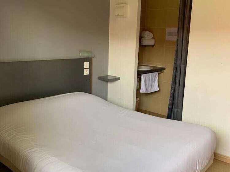 هتل Hôtel Acajou