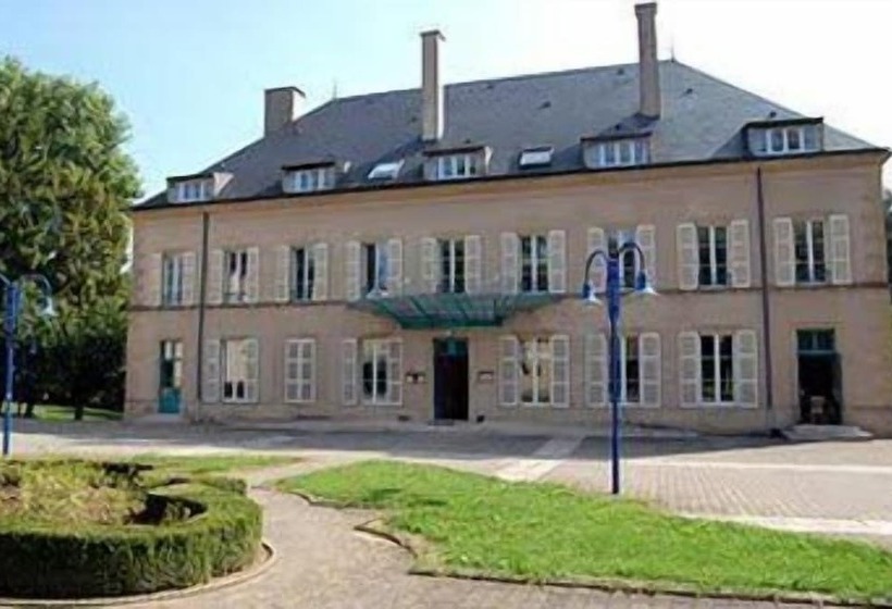 هتل Hôtel Domaine De Volkrange