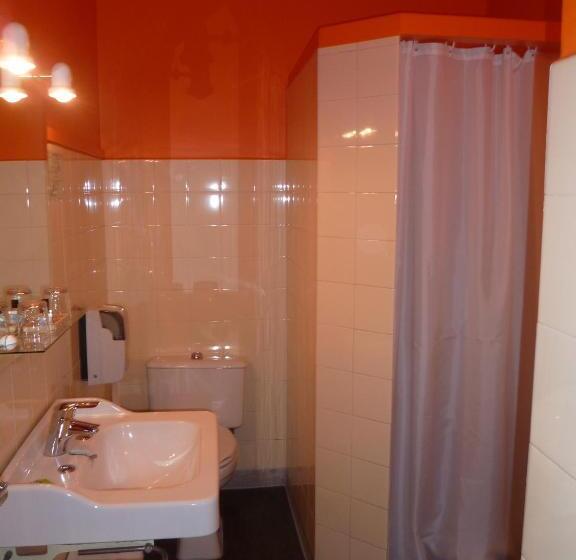 هتل Hôtel La Résidence
