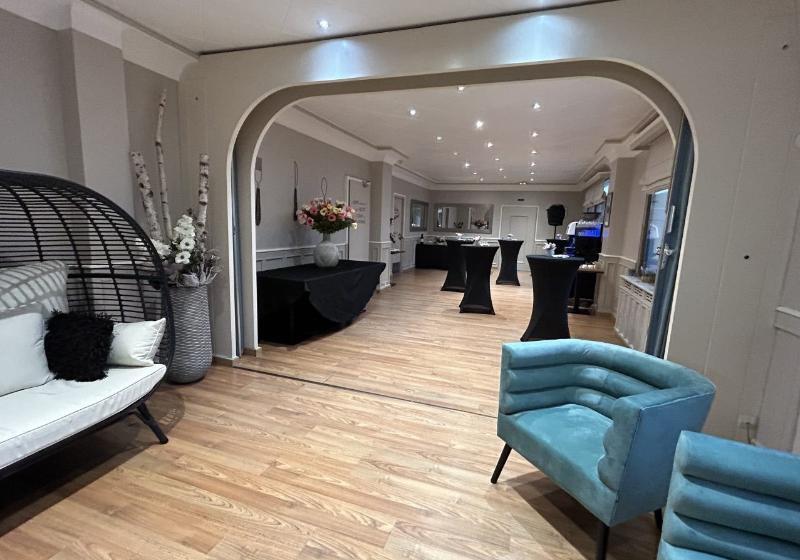هتل Hôtel Le Divona