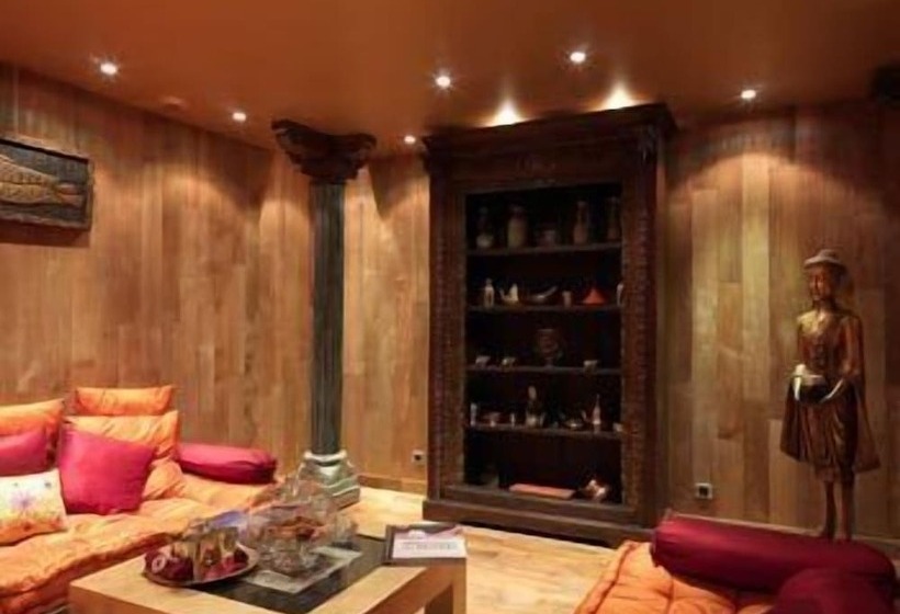 هتل Hôtel Macchi Restaurant & Spa