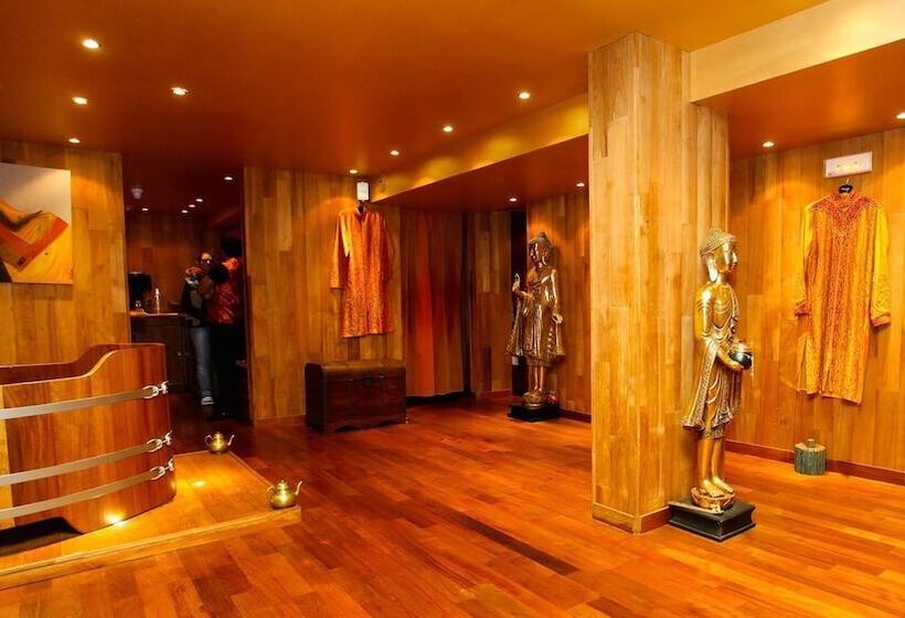 هتل Hôtel Macchi Restaurant & Spa
