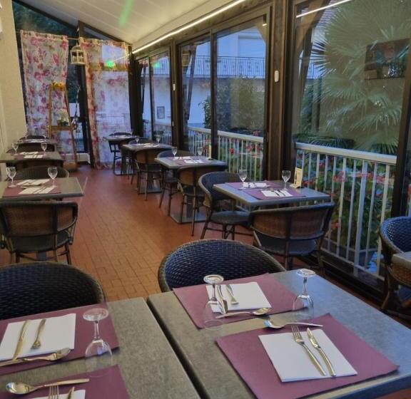 酒店 Logis Hôtel Restaurant Les Carillons