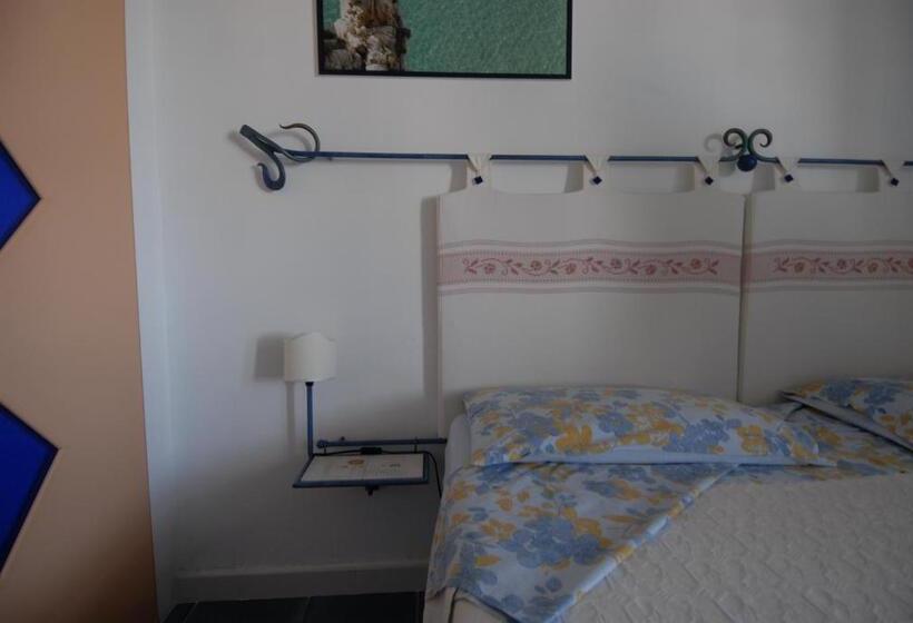 هتل Nughe  E  Oro Guesthouse