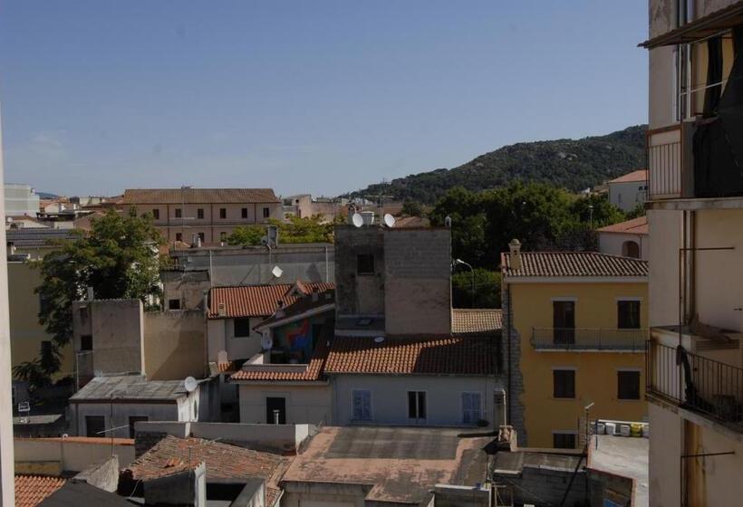 هتل Nughe  E  Oro Guesthouse