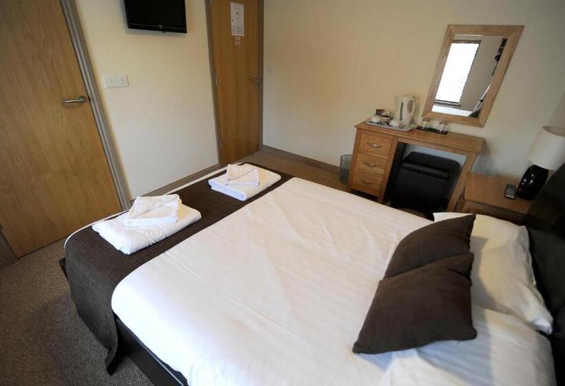 فندق The Elm Tree Inn